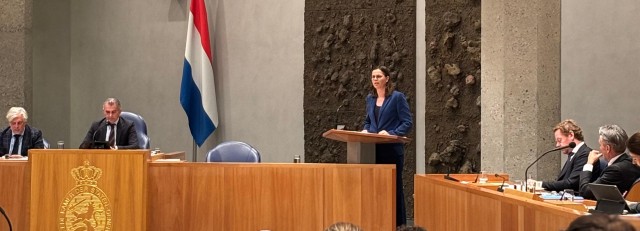 Debat Mirjam2.jpg